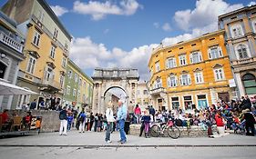 Downtown Apartments Pula